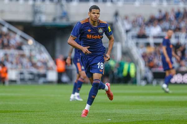 法兰克福锁定纽卡新星奥苏拉 冬窗租借计划浮出水面