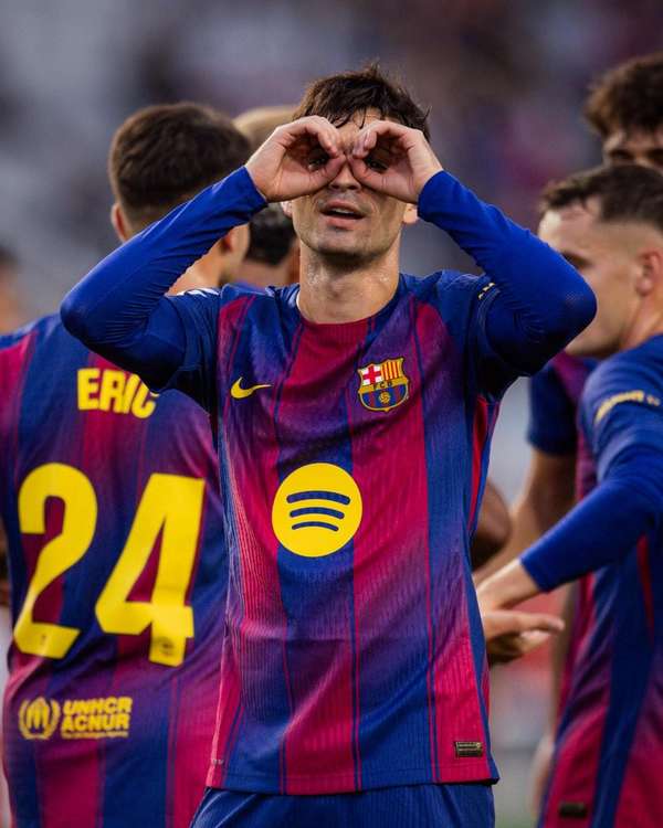 里程碑之夜！佩德里闪击破门 铸就弗里克时代巴萨200球伟业