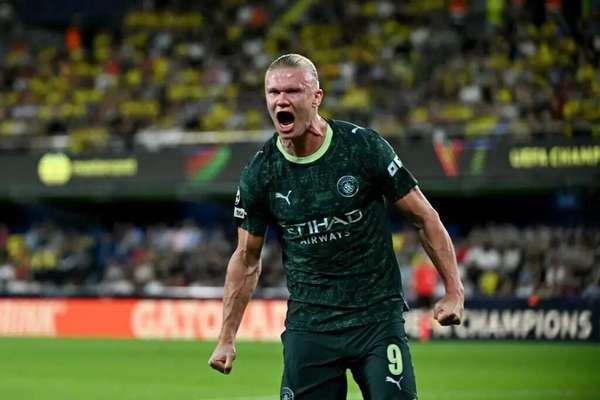 刘易斯十号位惊艳导演两球 曼城客胜潜水艇迎三连胜