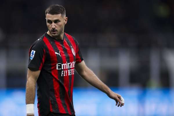 锋线补强迫在眉睫 米兰冬窗锁定四大攻击手