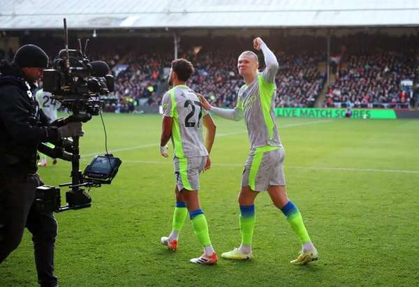 曼城客场三球完胜水晶宫 哈兰德双响谢尔基闪耀助攻榜