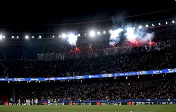 诺坎普烟火风波：巴萨吃1.7万欧元罚单，欧冠征程未受影响